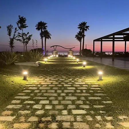 Apartament Tale Beachfront Flat Lezhë