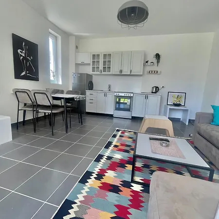 Tale Beachfront Flat Apartament *